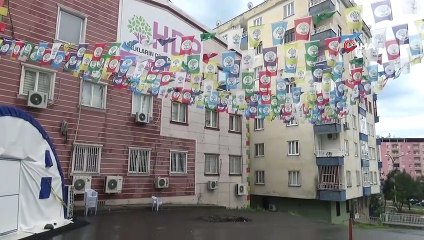 HDP önündeki aileler kısıtlama nedeni ile eylemlerine 3 gün ara verdi