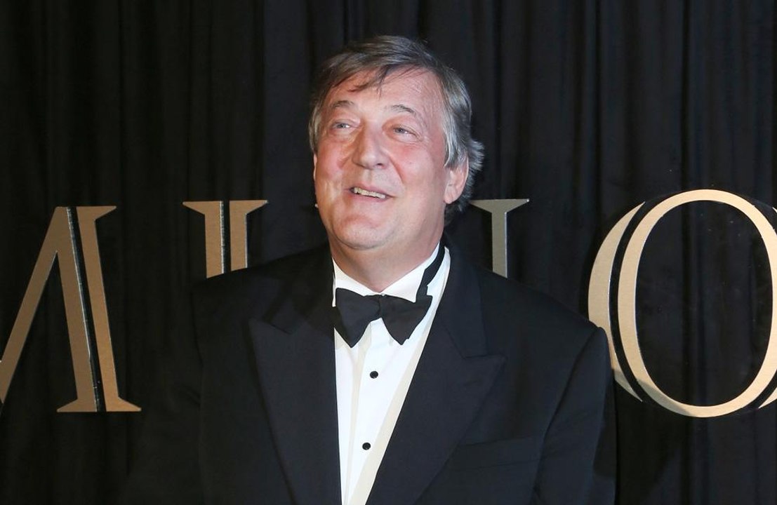 Stephen Fry felt 'undesirable' on the London gay scene