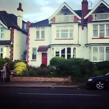 Kate Garraway joins neighbours in Clap for Carers outside her home