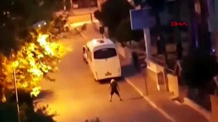 ANTALYA Kısıtlamayı, sokakta dansla ihlal ettiler