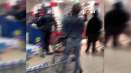 - Hollanda korona ile mücadelede sınıfta kaldı- Maskesiz, eldivensiz, sosyal mesafe olmadan...