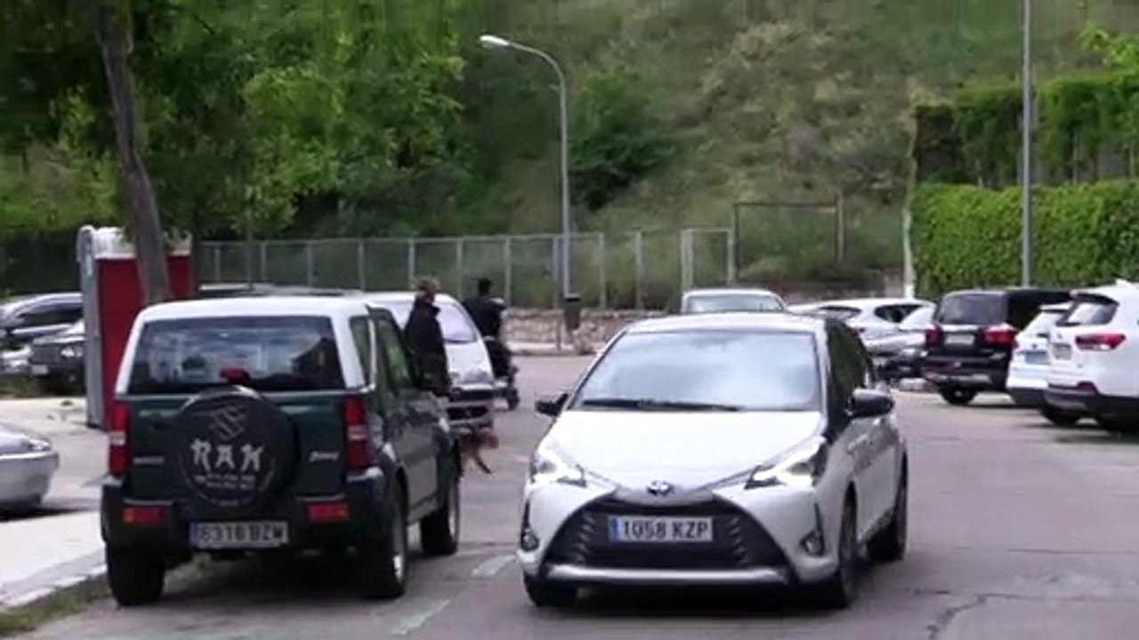 Esta es la primera reacción de la infanta Elena tras ser preguntada por la ruptura de su hijo y Mar Torres