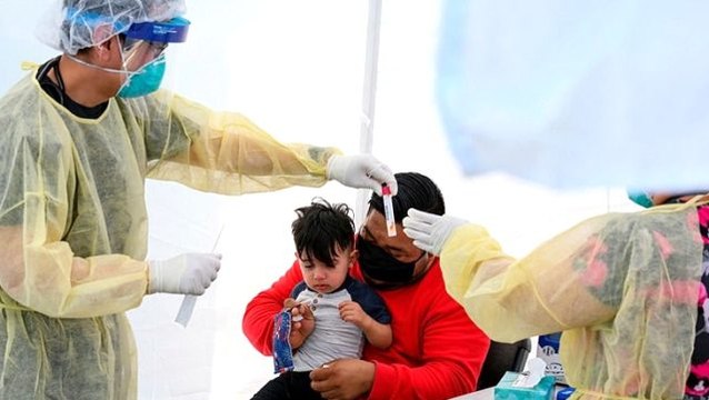 İngiltere'de koronavirüs salgını en çok yoksulları etkiledi: Çocuklarımızı doyurmak için biz aç kalıyoruz