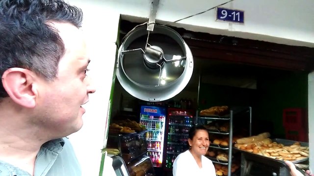 #RicoyCharladito Panadera Willy en Cali