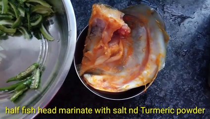 Rohu fish head se karele ki sabji/ Rohu fish head curry with bitter gaurd