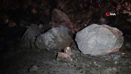 Yüksekova-Van karayolunda heyelan