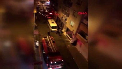 KAĞITHANE'DE ALEVLER GECEYİ AYDINLATTI