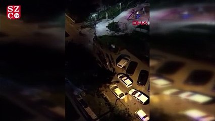 Parkta oturanlarla polis arasındaki tartışma kamerada
