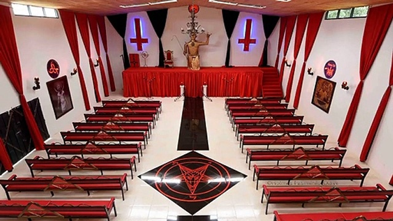 anton lavey el papa negro