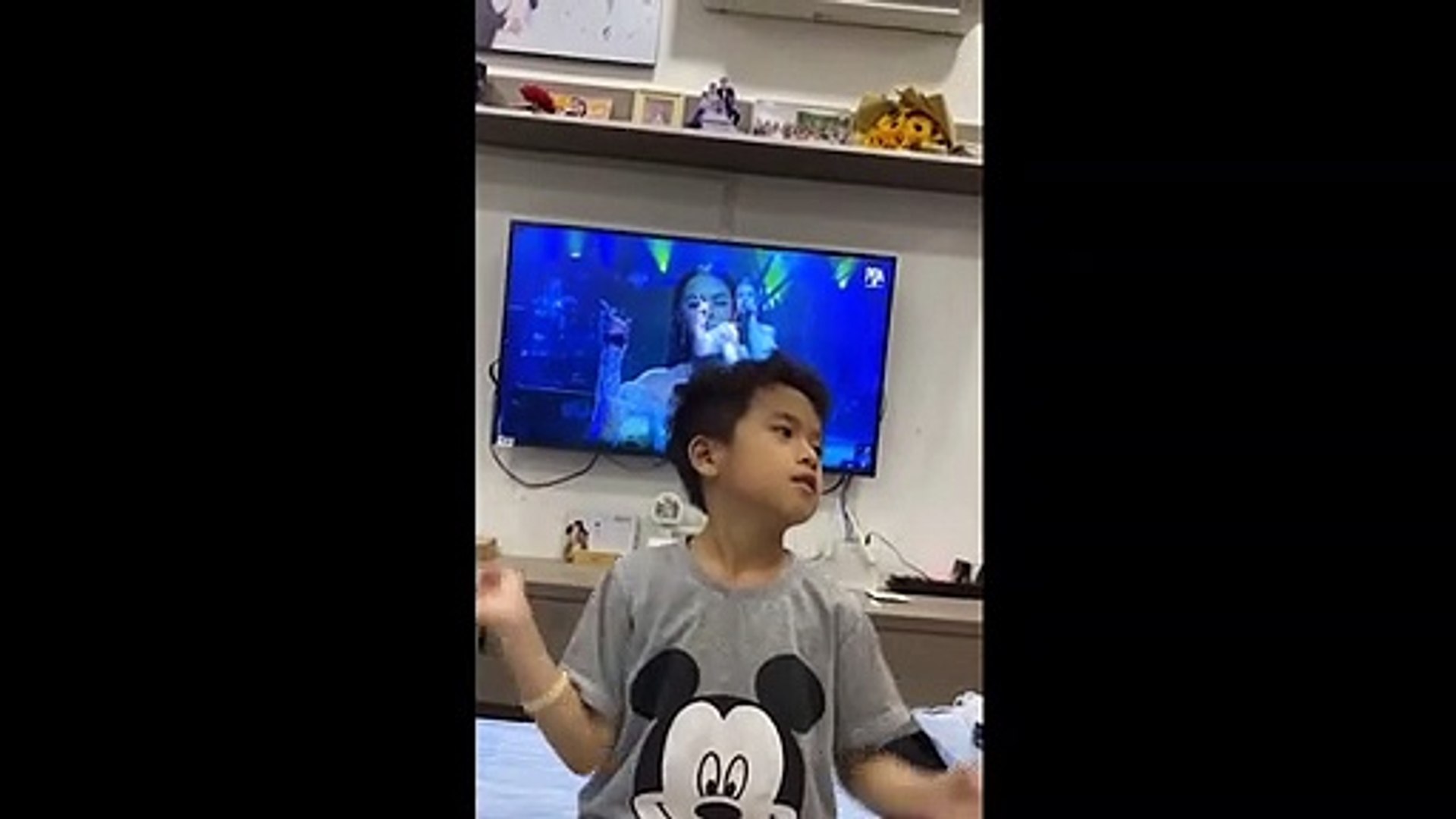 ⁣con trai Lâm Vĩ Dạ hát hit Phạm Quỳnh Anh