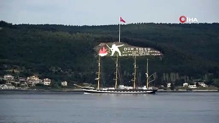 Tarihi gemi ‘Kruzenshtern’ Çanakkale Boğazı’ndan geçti
