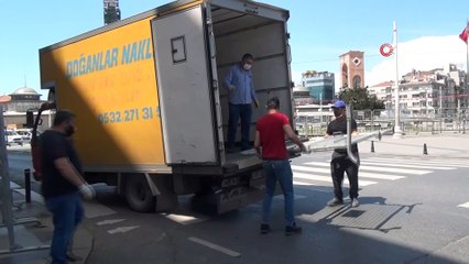Taksim son yılların en sessiz günlerini yaşıyor
