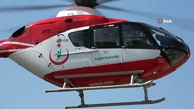 Acil hasta için tarlaya inmek isteyen ambulans helikoptere tarla sahipleri izin vermedi