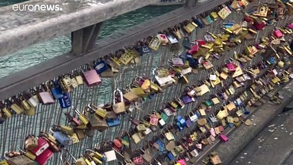 Francia, riapertura l'11 maggio con cautela: prorogato lo stato di emergenza