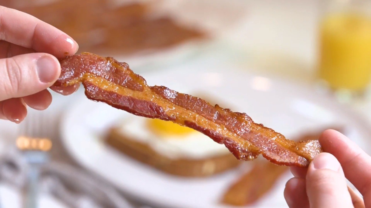 How to Make Oven Baked Bacon