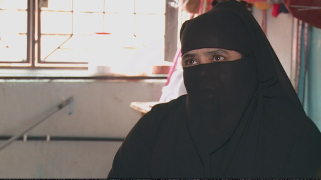 Malaysia 'detains migrants, refugees' amid coronavirus lockdown