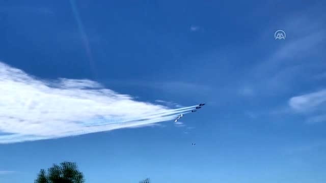 Gösteri jetleri sağlık çalışanlarına destek için havalandı - WASHINGTON