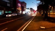 Utilitário atropela pedestre na Avenida Brasil, no Centro