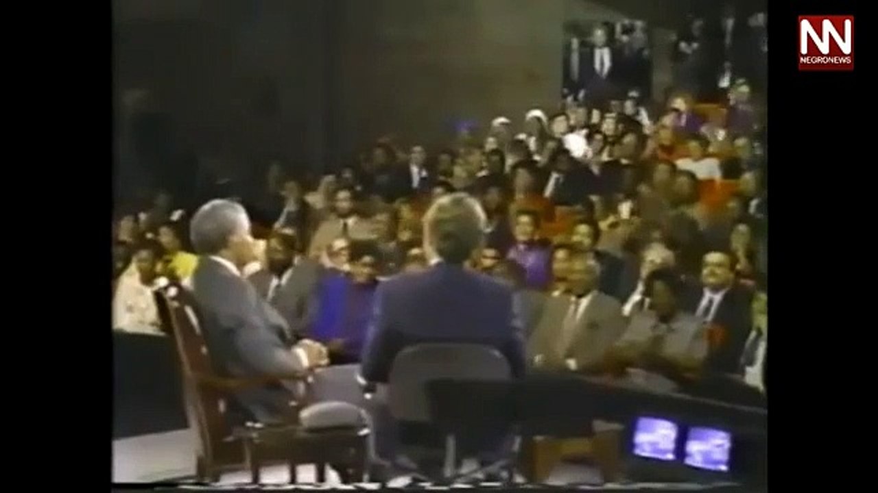 LA RÉPONSE DE MANDELA CONCERNANT SON ALLIANCE AVEC KADHAFI, FI...
