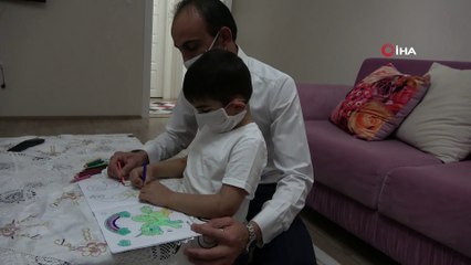 5 yaşındaki oğlu ile birlikte Covid-19'u yenen baba yaşadıklarını anlattı