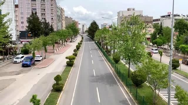 Evde kal çağrısına büyük oranda uyuluyor