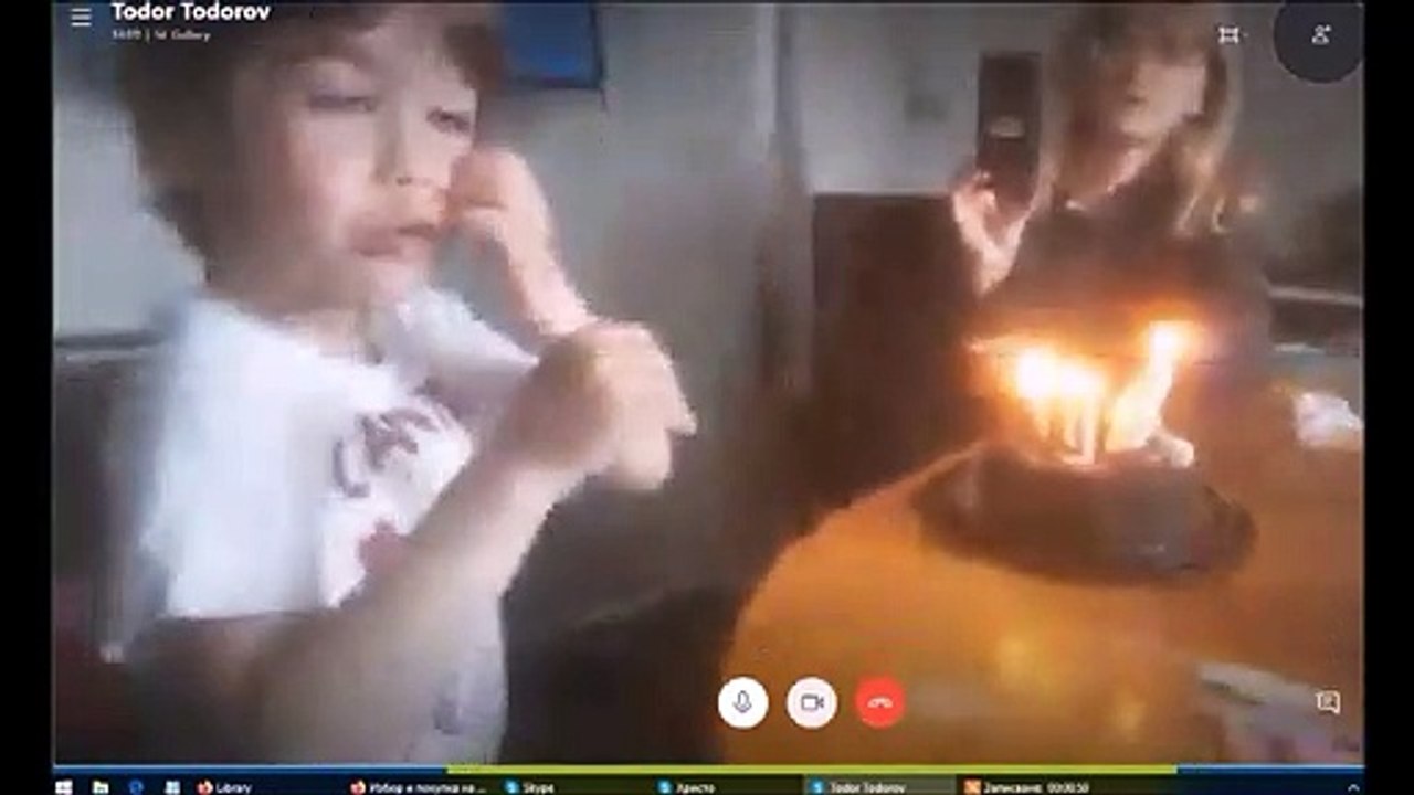 Алекс 4 години /Alex 4 ans bon fette/....