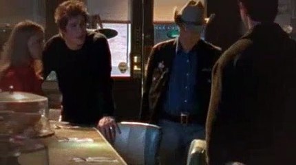 Roswell S01E18 - Tess, Lies And Videotape