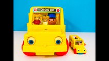 Vintage FISHER PRICE Little People School Bus FIELD TRIP with Daniel Tigers Neighbourhood Toys-