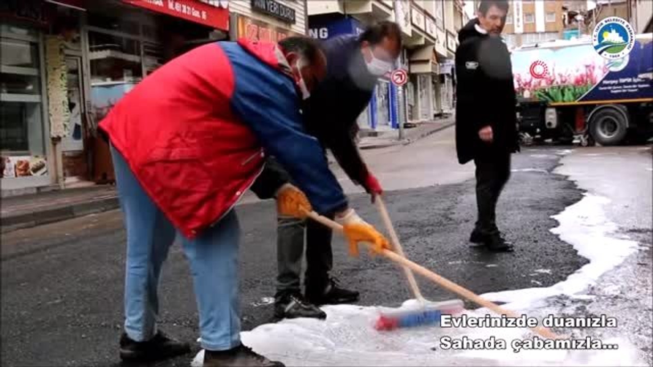 İspir Belediyesi 130 bin maske dağıttı
