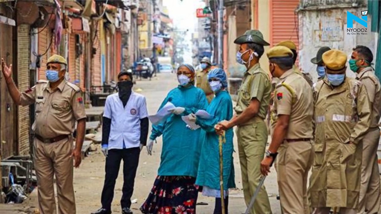 Watch: IAF, Navy salute corona warriors by showering flowers