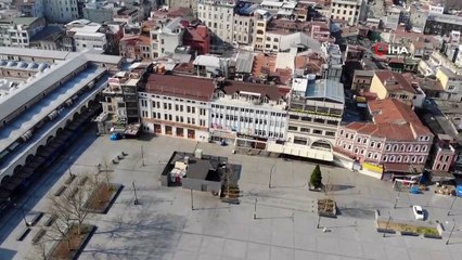 Boş Kalan Eminönü Meydanı Havadan Görüntülendi