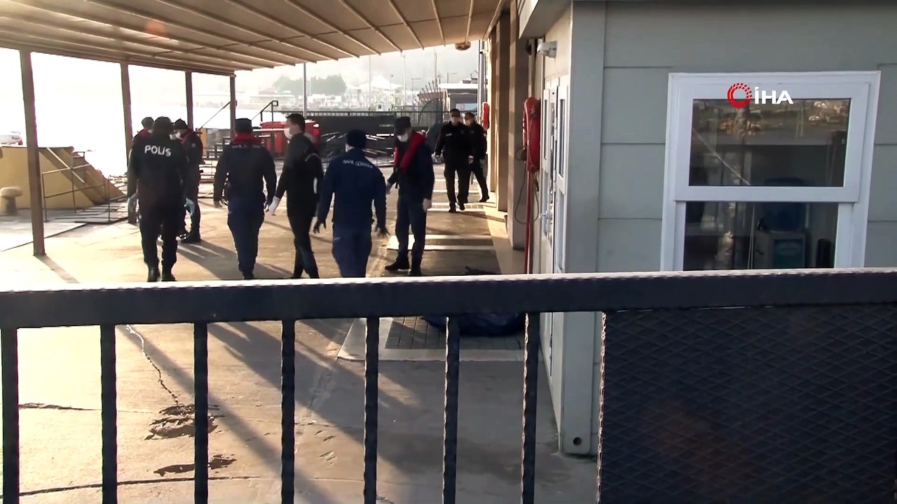Vatandaşlar Farketti, Polise Haber Verdi