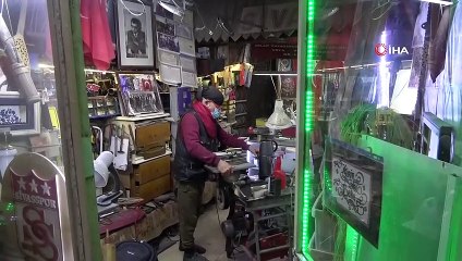 73 Yaşındaki Bıçak Ustası Sokağa Çıkma Yasağından Hiç Etkilenmedi