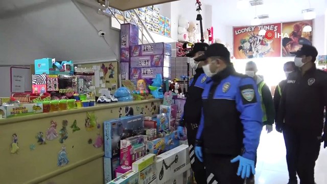 Polis Ekipleri Minik Kardeşlerin Talebini Geri Çevirmedi