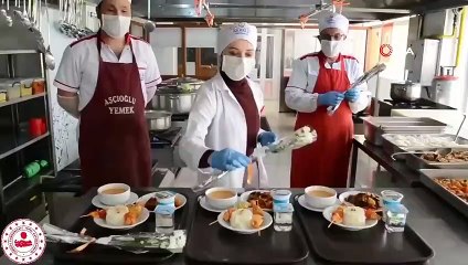 Bu İlçede Yaşlıların İftar Yemekleri Evlerine Götürülüyor
