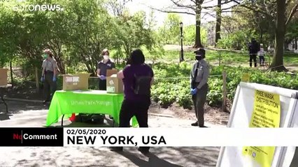 Coronavirus aux Etats-Unis : distribution de masques gratuits à New York