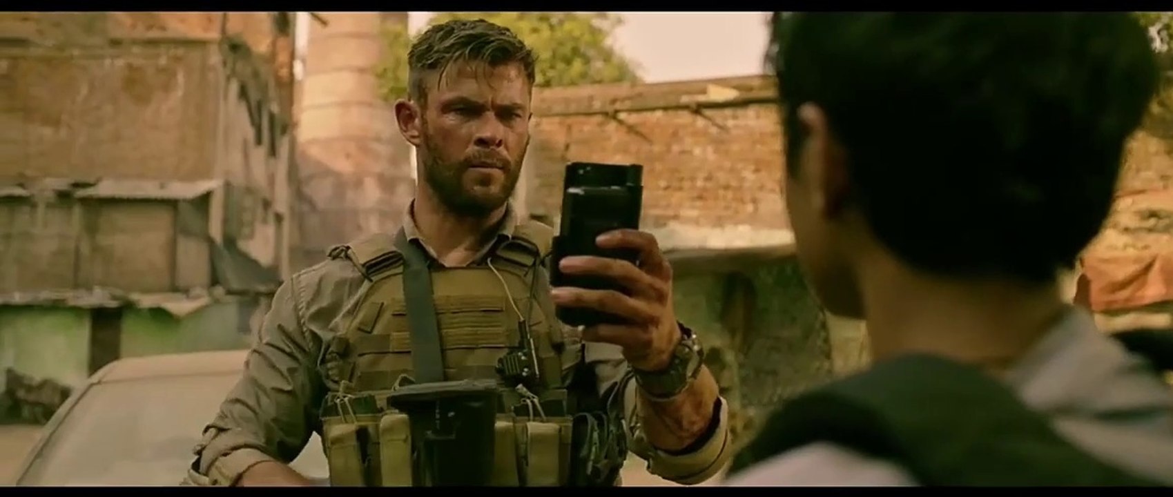 EXTRACTION (2020) PELÍCULA NETFLIX TRAILER