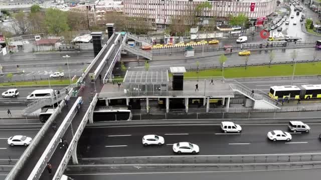 Sokağa çıkma kısıtlamasının ardından İstanbullular yollar drone ile görüntülendi