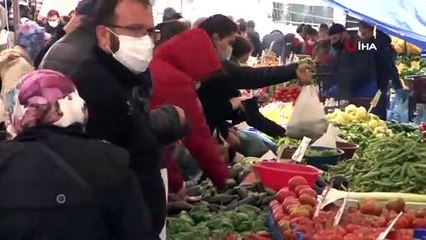 Esenyurt ve Avcılar'da Ramazan Ayı Öncesi Vatandaşlar Pazara Akın Etti