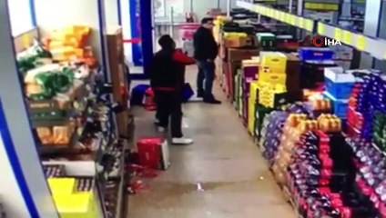 Avcılar’da Markette Maske Kavgası, O Anlar Kamerada!