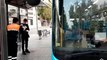 Reparto de mascarillas en transporte público de Huelva