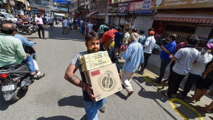 Top News: India witness long queue outside liquor shops
