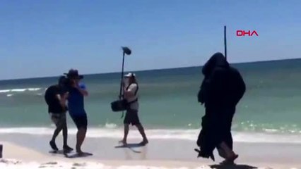 ABD'de avukattan karantinaya uymayanlara 'Azrail kostümlü' protesto