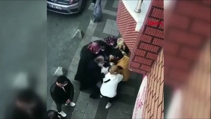 Ümraniye’de kadınların kavgası kamerada