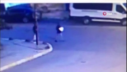 Yeni doğmuş bebeği sokağa terk ettiler