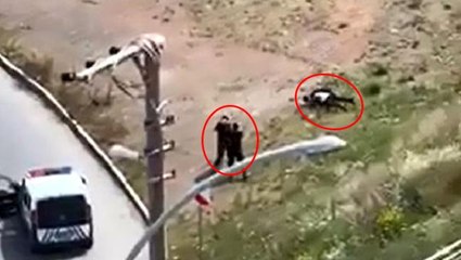 Görüntü bugün Türkiye'de kaydedildi! 2 kardeşin polise saldırdığı anlar kamerada