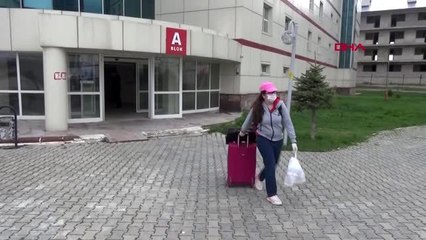 Ağrı'da karantina süreci tamamlanan 184 kişi memleketlerine uğurlandı