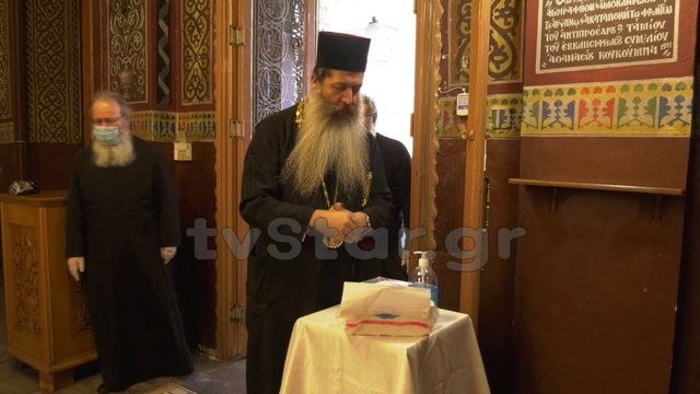 Ο μητροπολίτης Φθιώτιδας Συμεών ελέγχει τους ναούς μετά την λήξη της καραντίνας