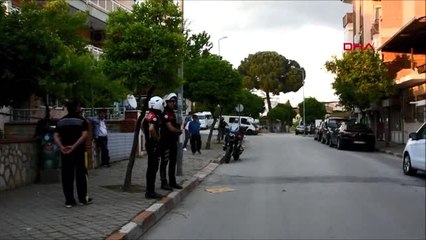 AYDIN Terasta mahsur kalan kediyi itfaiye kurtardı