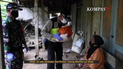 Sedih!! Nenek Sebatang Kara Ini Menangis Saat Dapat Bantuan Sembako